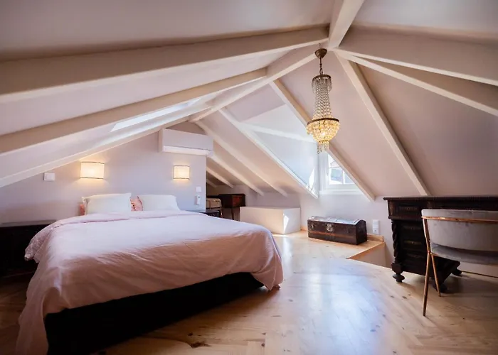 Elegant 3br Townhouse W/ En-suite Baths - Mouraria | By Airnest *