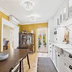 Elegant 3br Townhouse W/ En-suite Baths - Mouraria | By Airnest Hébergement de vacances