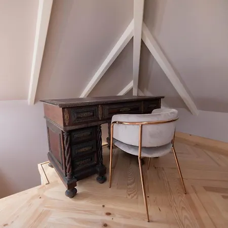 Holiday home Elegant 3br Townhouse W/ En-suite Baths - Mouraria | By Airnest Lisbon